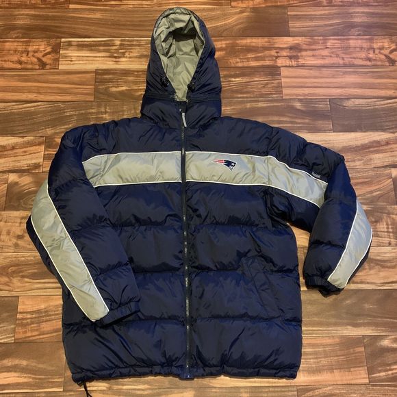 New England Patriots NFL Puffer Down Hooded Jacket Size XL - Rare - Picture 2 of 12